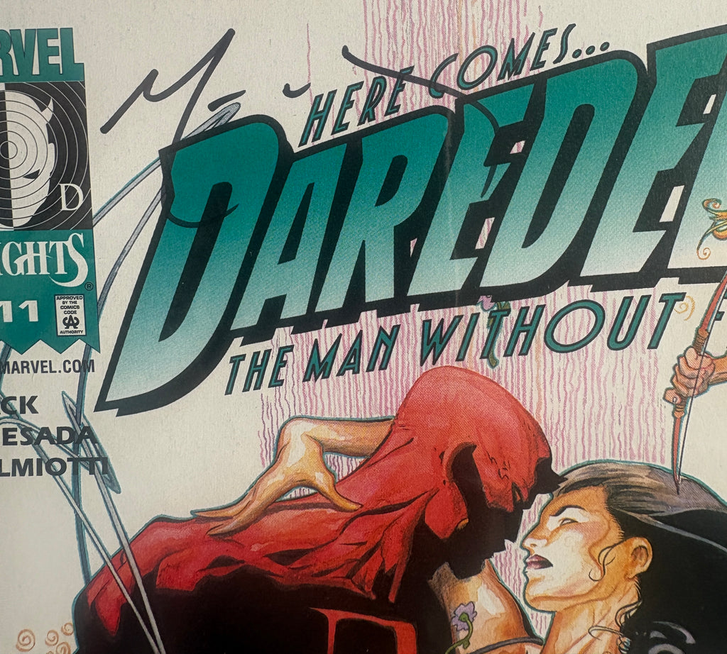 Daredevil #11 - 1st Printing - Signed by David Mack - May 2000 NM- 9.2