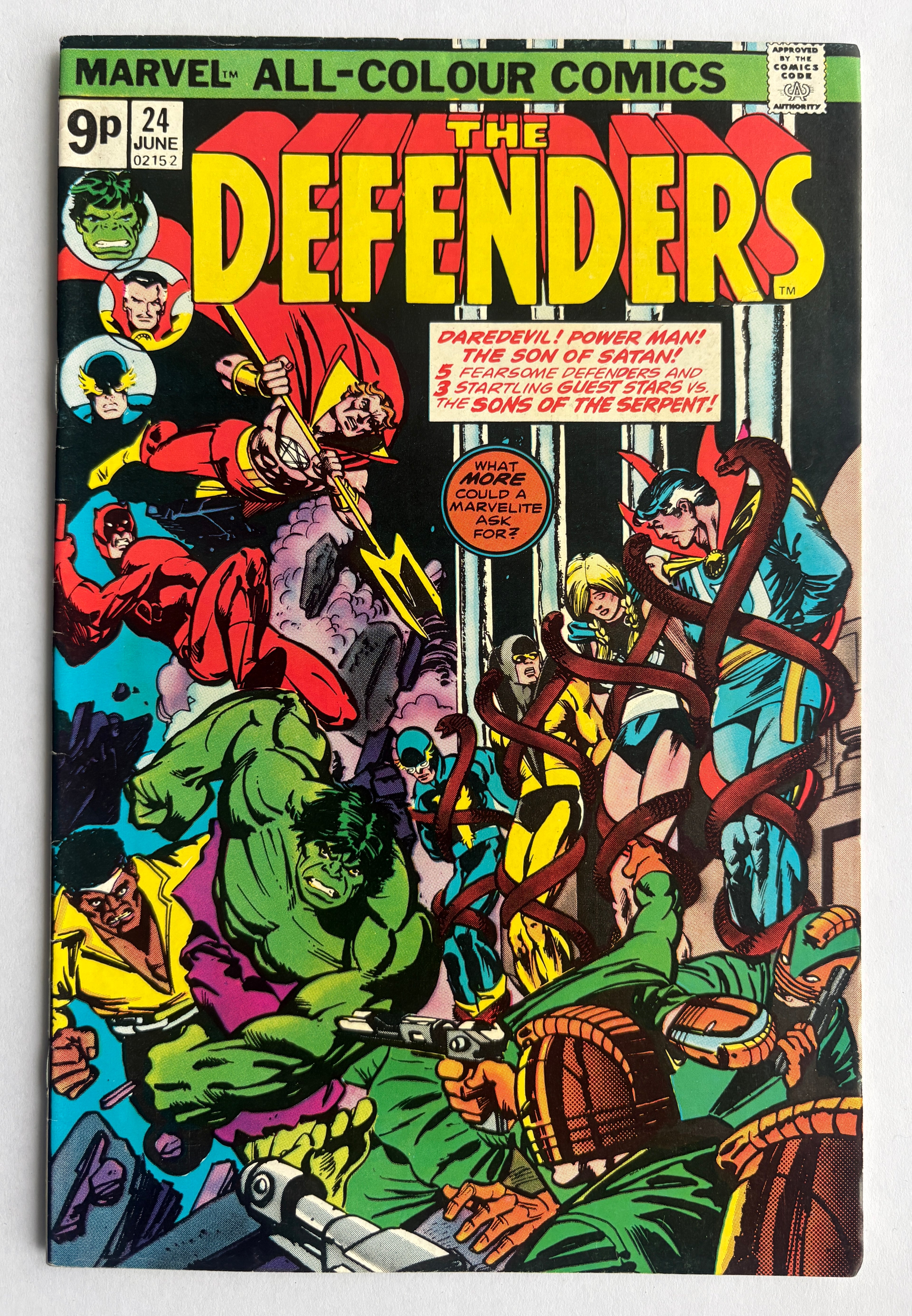 The Defenders #24 - UK Variant - Marvel Comics June 1975 FN 6.0