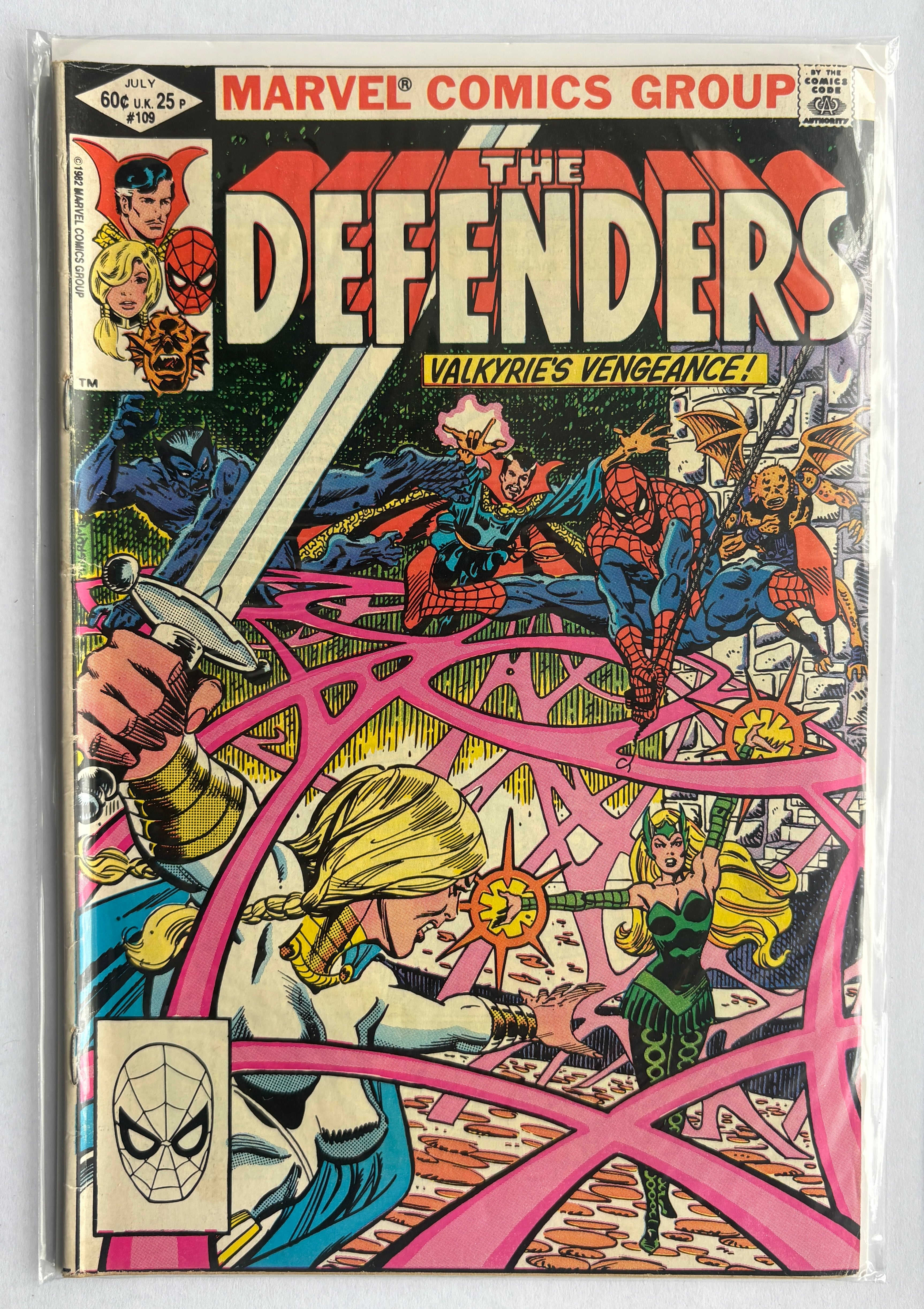 The Defenders #109 - Marvel Comics - July 1982 FN- 5.5