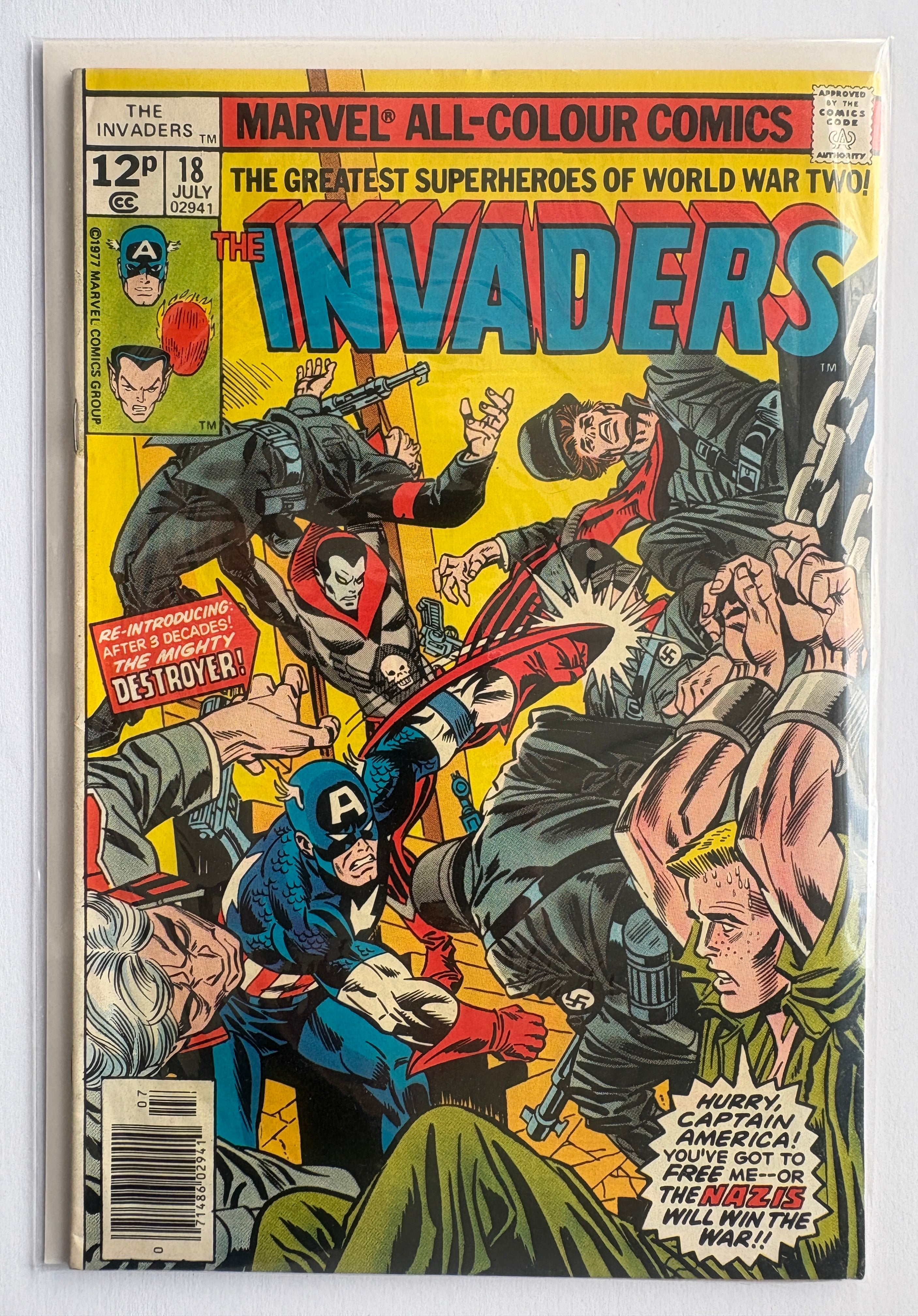 The Invaders #18 - UK Variant Marvel July 1977 FN+ 6.5