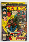 THE INVADERS #10 - G.A. Captain America - UK Variant November 1976 FN+ 6.5