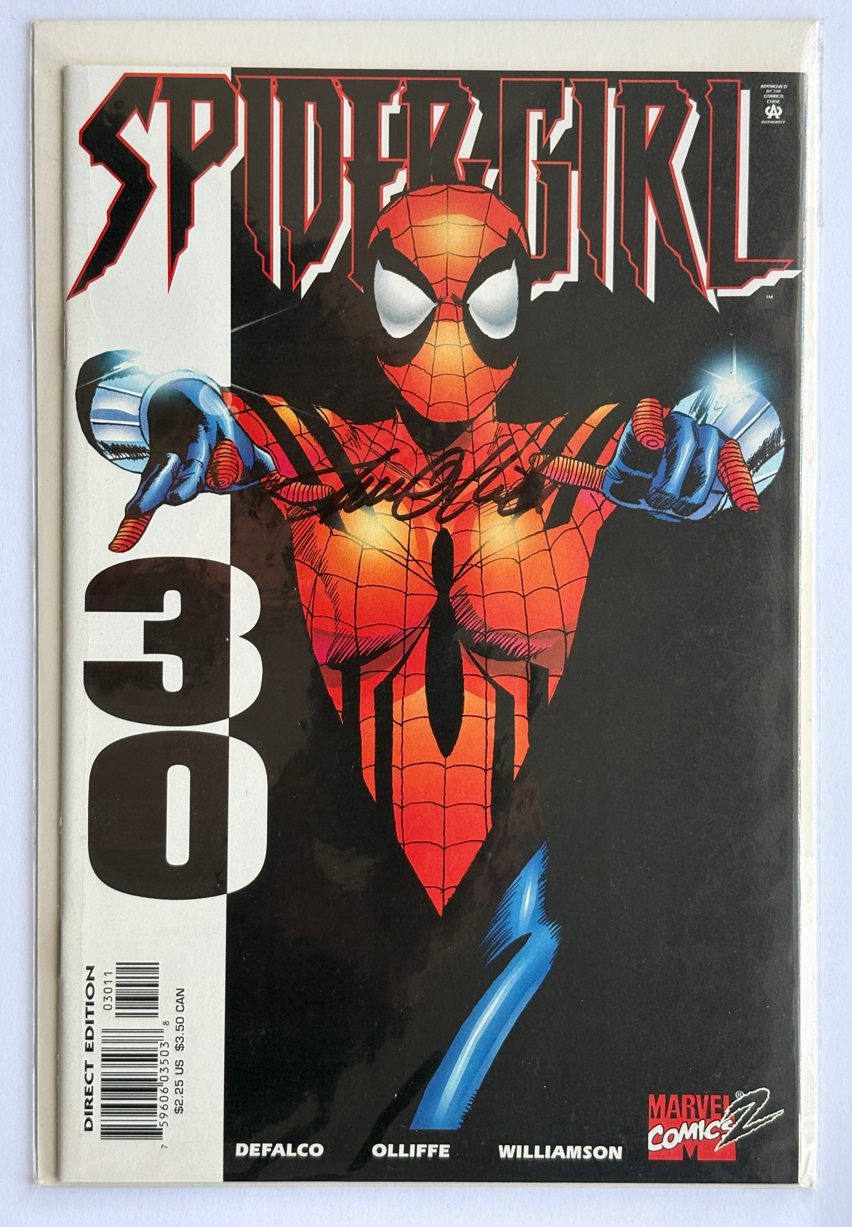 Spider-Girl #30 - Signed by Pat Olliffe Marvel Comics March 2001 NM 9.4