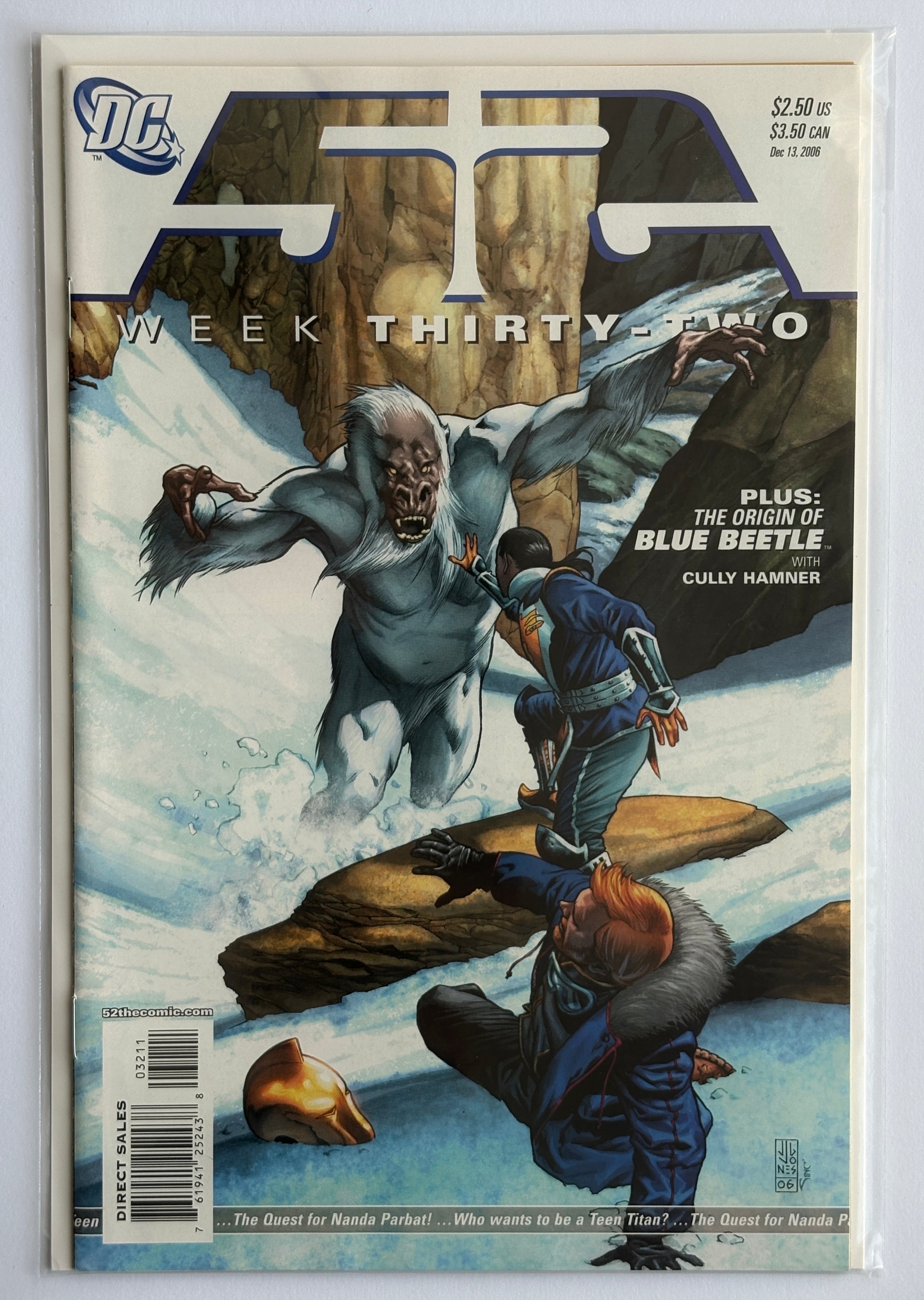 52 Week Thirty-Two - 1st Printing DC Comics 2007 F/VF 7.0
