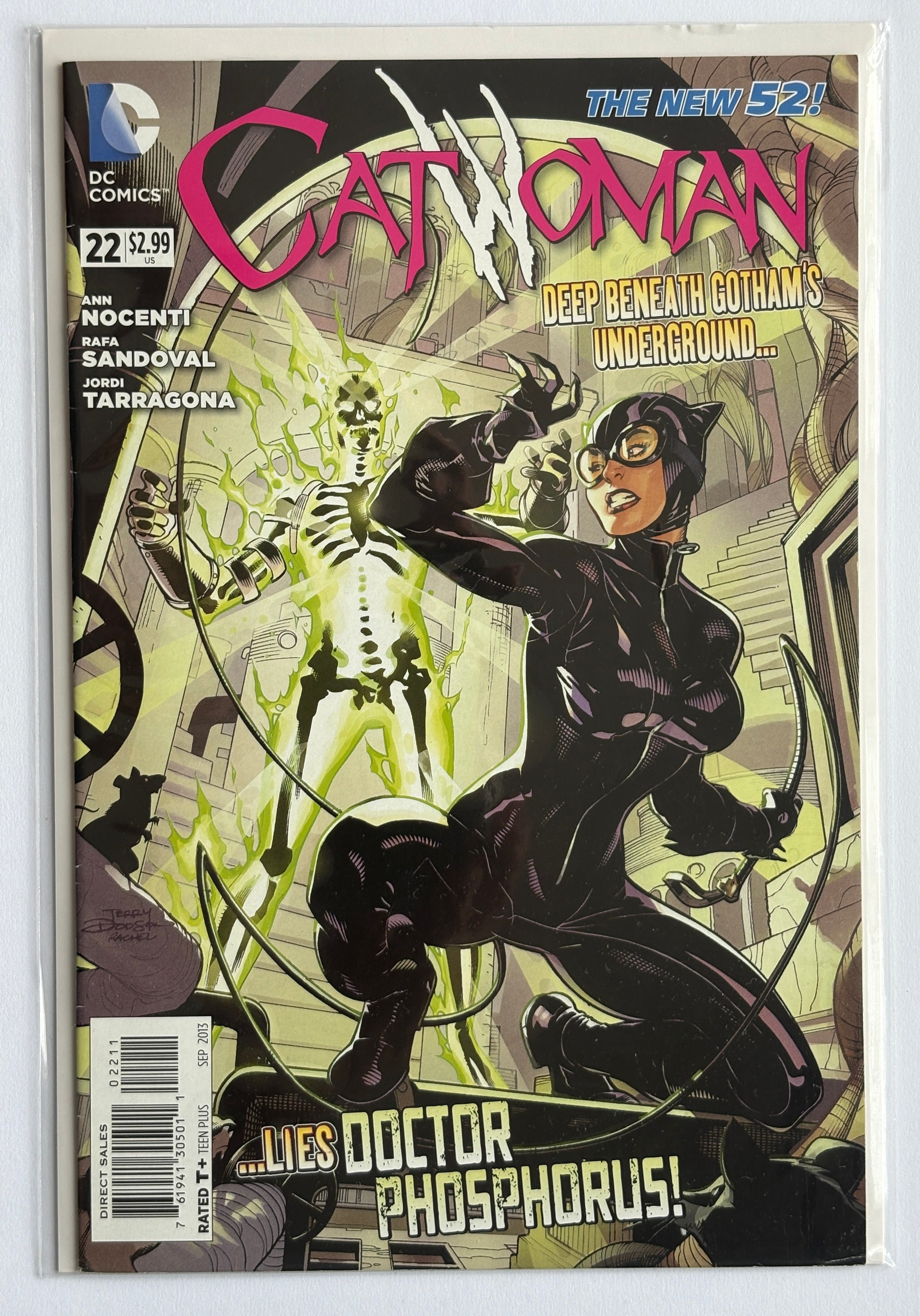 Catwoman #22 - 1st Printing - New 52 DC Comics September 2013 F/VF 7.0