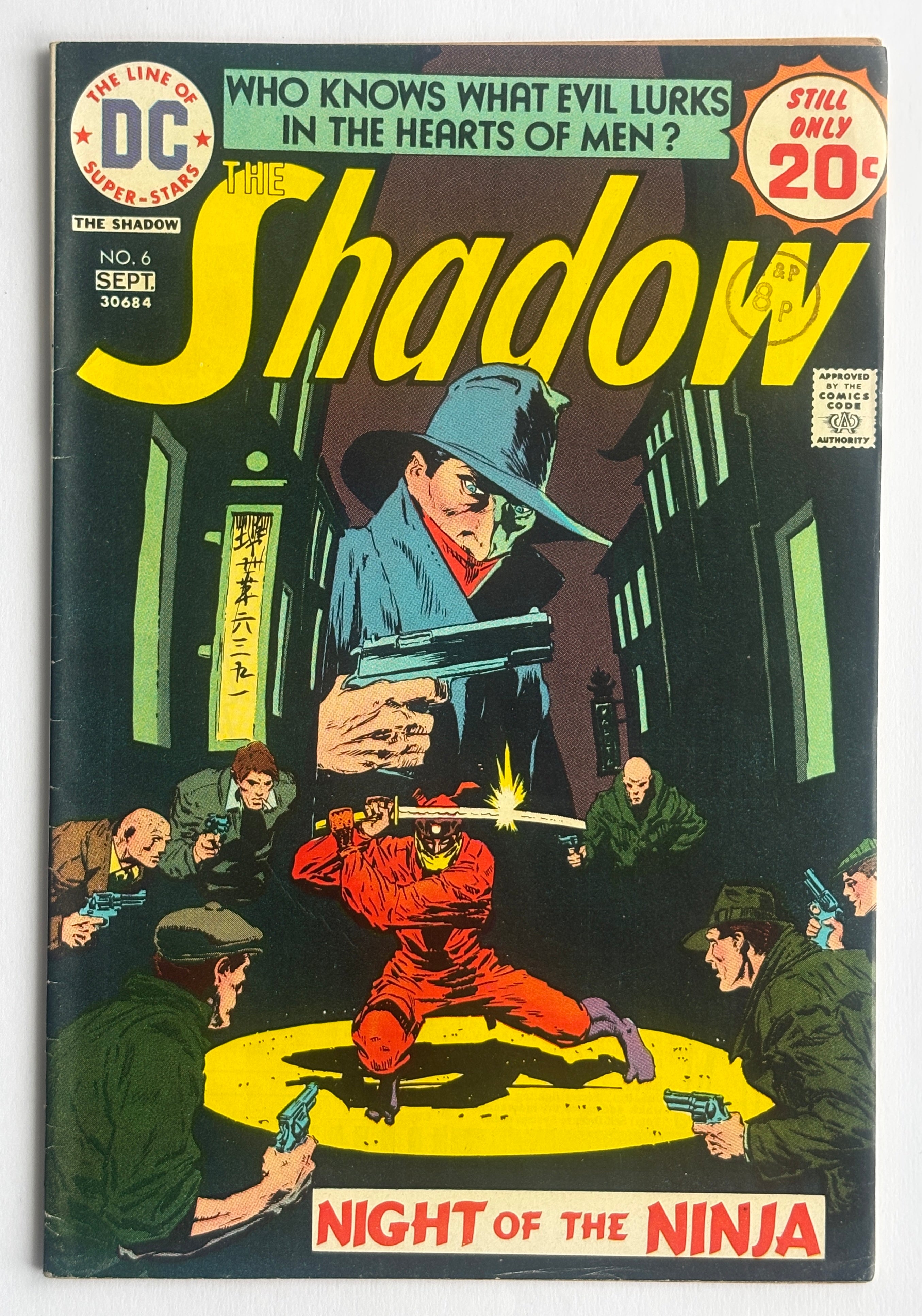 The Shadow #6 - Night of the Ninja - DC Comics September 1974 VF- 7.5