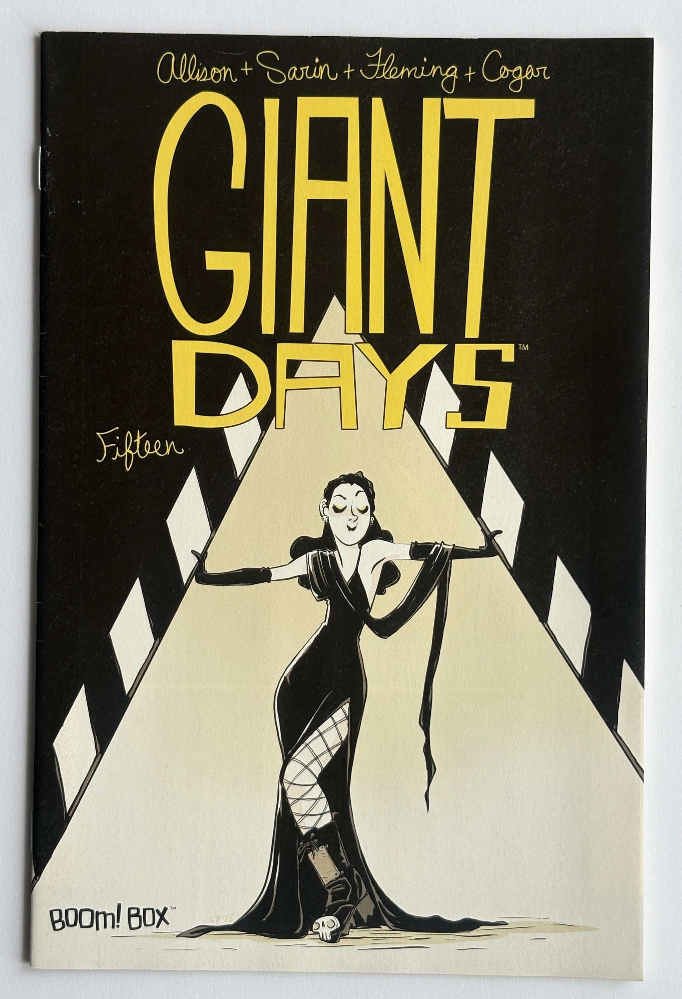 GIANT DAYS #15 - Boom! Box - June 2016 VF/NM 9.0