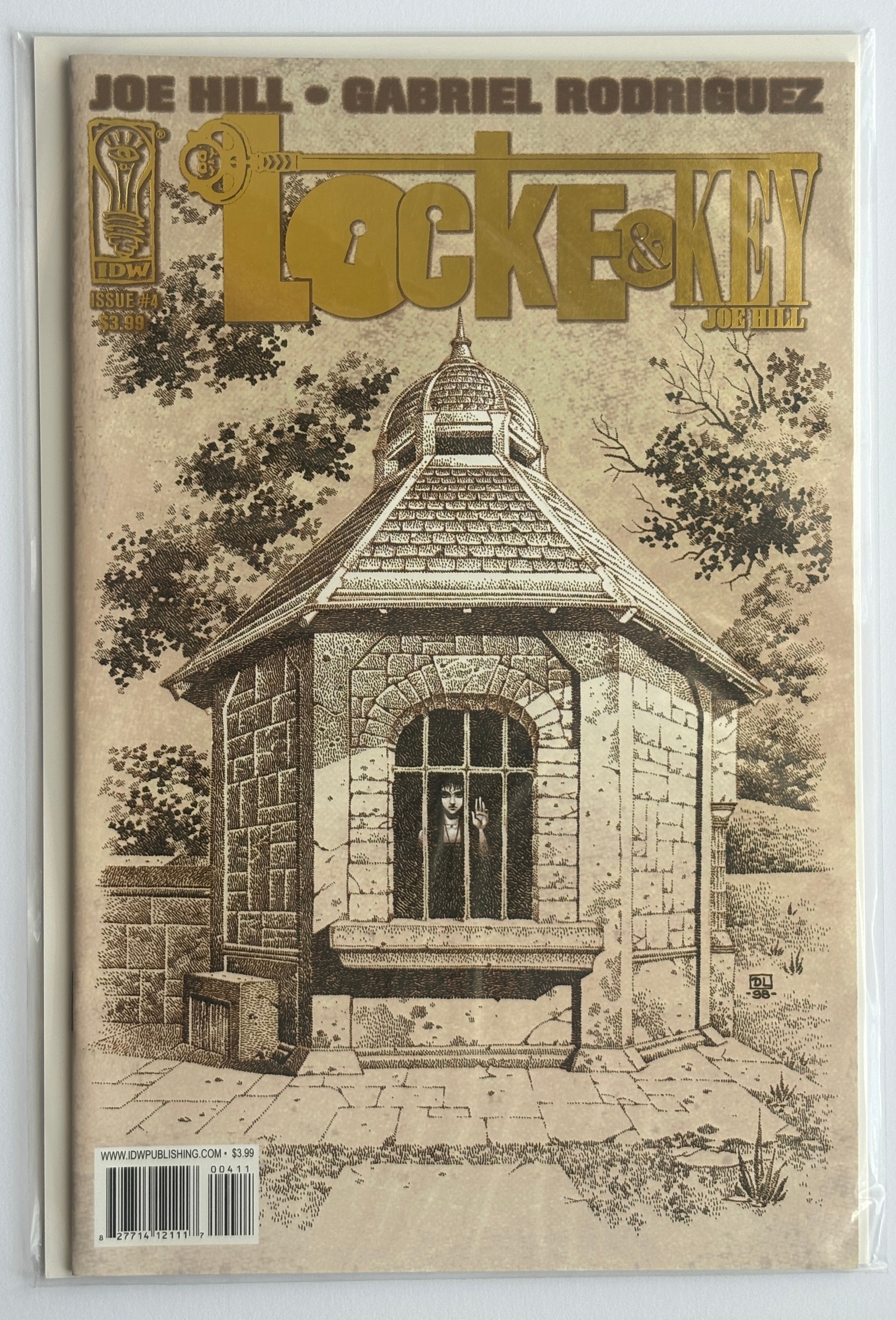 Locke & Key #4 - 1st Printing Gold Foil - IDW Publishing May 2008 VF+ 8.5