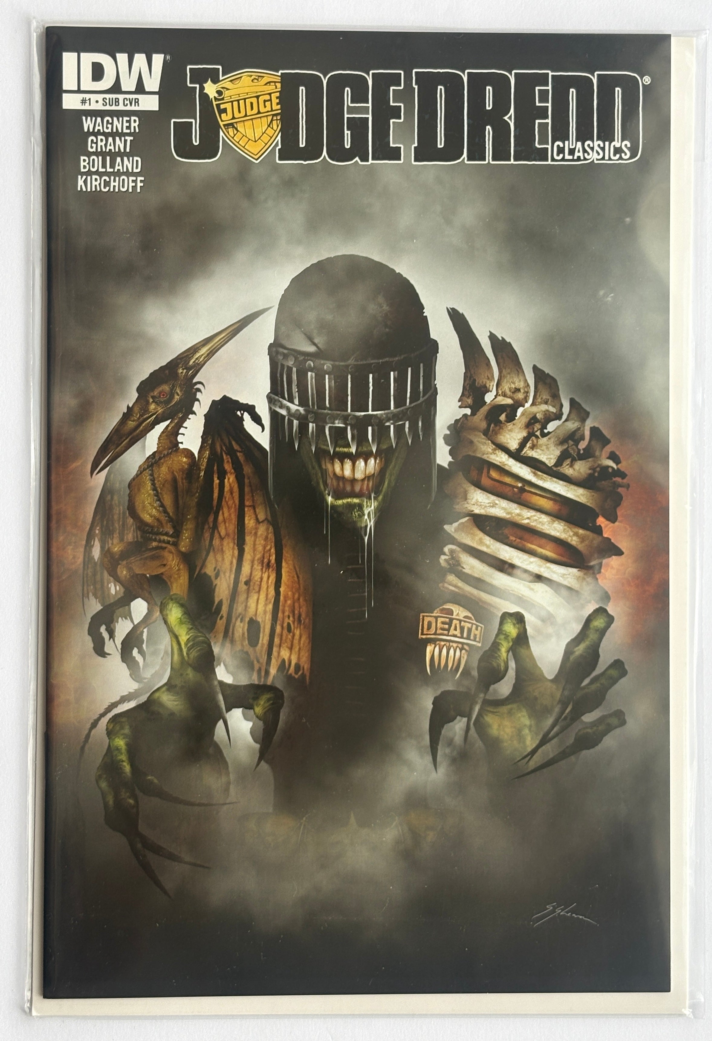 Judge Dredd Classics: The Dark Judges #1 - Sub Cover January 2015 IDW VF+ 8.5