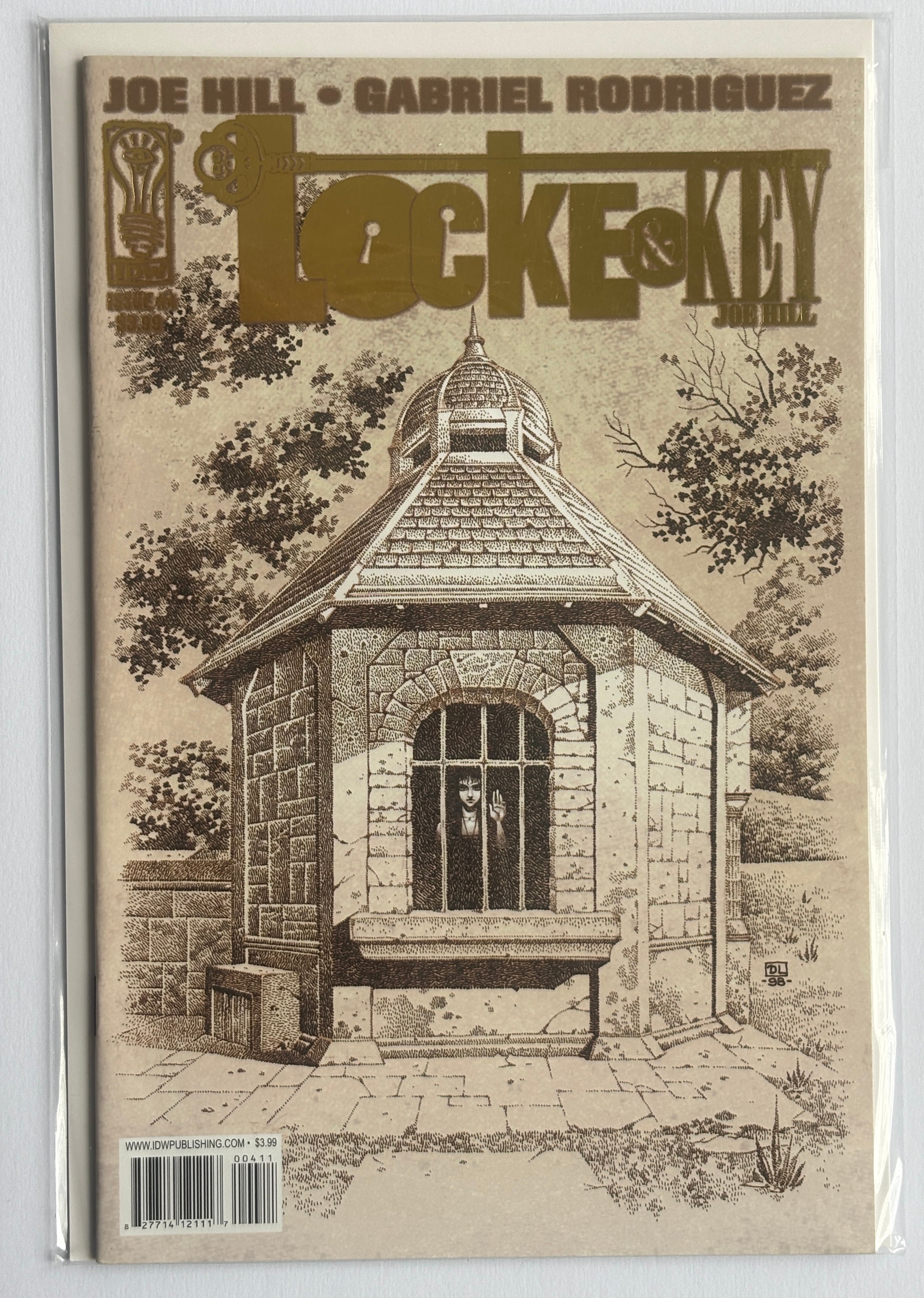 Locke & Key #4 - 1st Printing Gold Foil - IDW Publishing May 2008 VF/NM 9.0