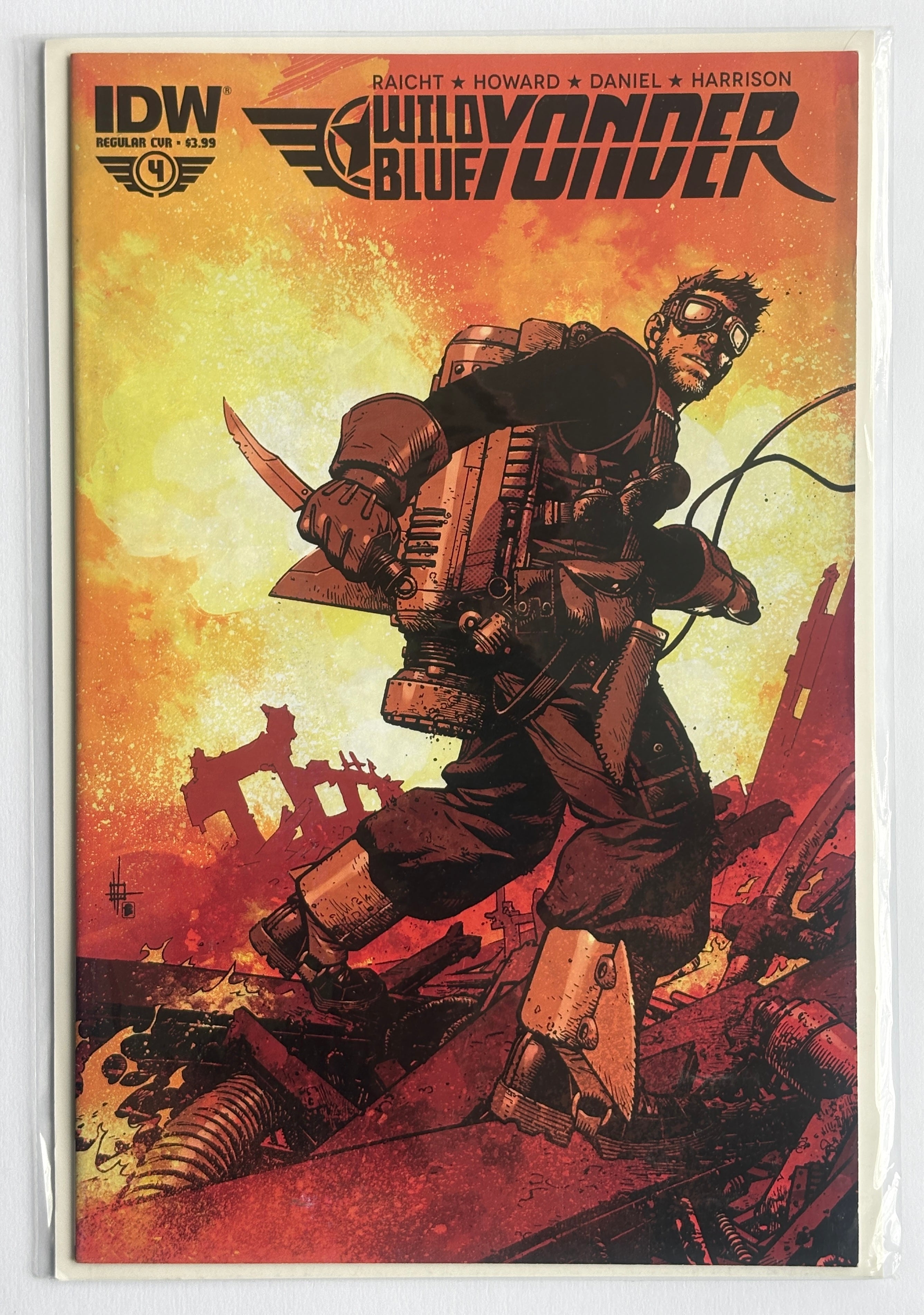 Wild Blue Yonder #4 - 1st Printing IDW Publishing March 2014 VF+ 8.5